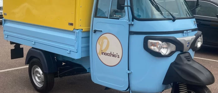 Pinocchio's Piaggio Coffee Cart drinks stall at Edenbridge Thursday Market